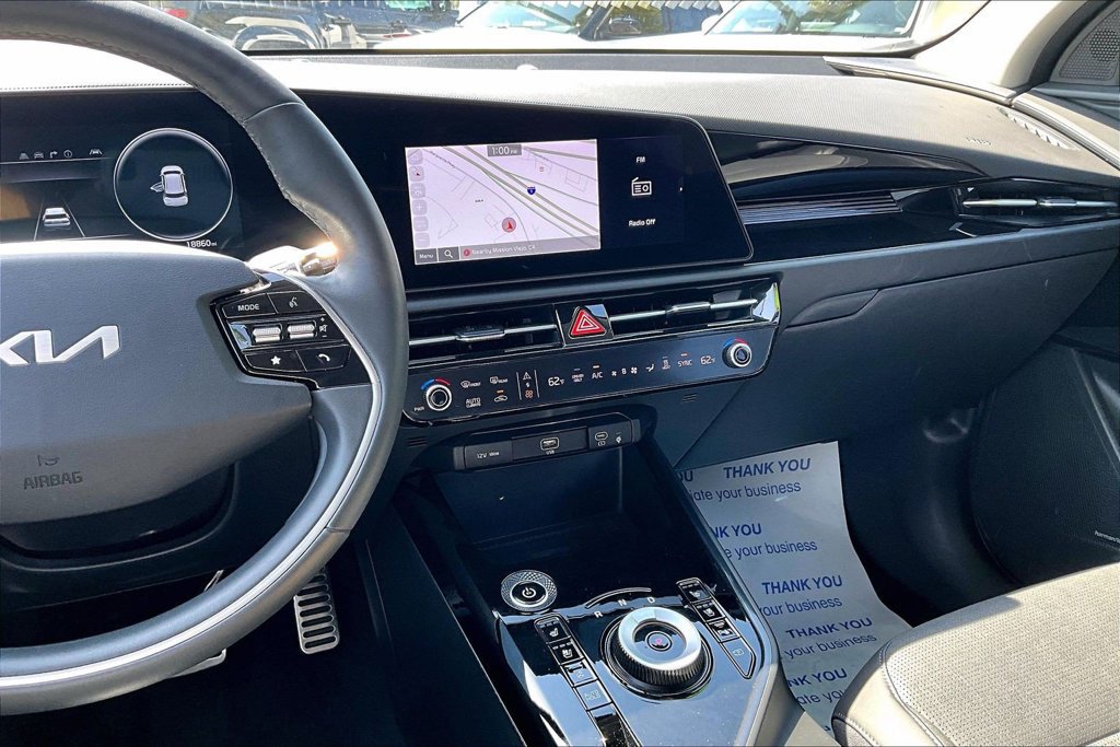 Certified 2024 Kia Niro Wave FWD image 8