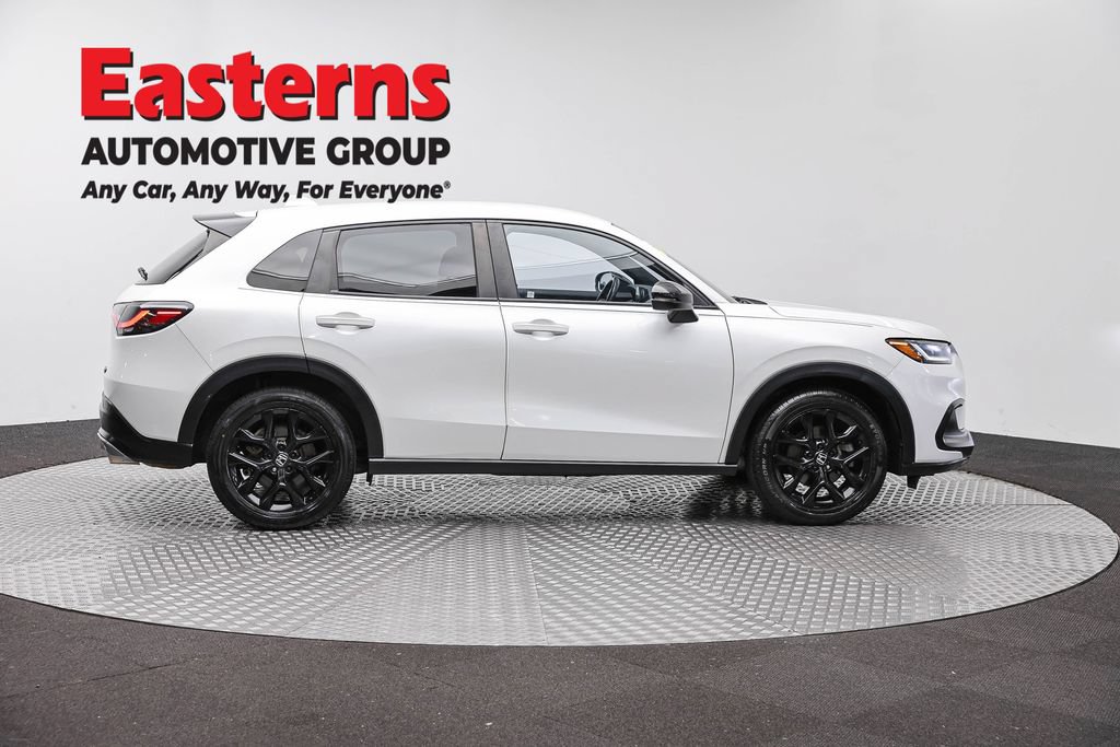 Used 2023 Honda HR-V Sport image 6