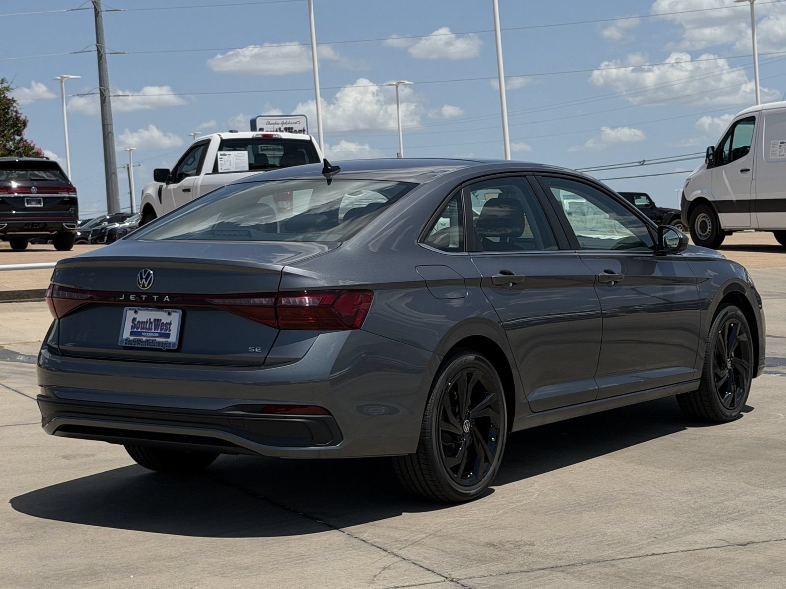 New 2026 Volkswagen Jetta SE FWD image 4