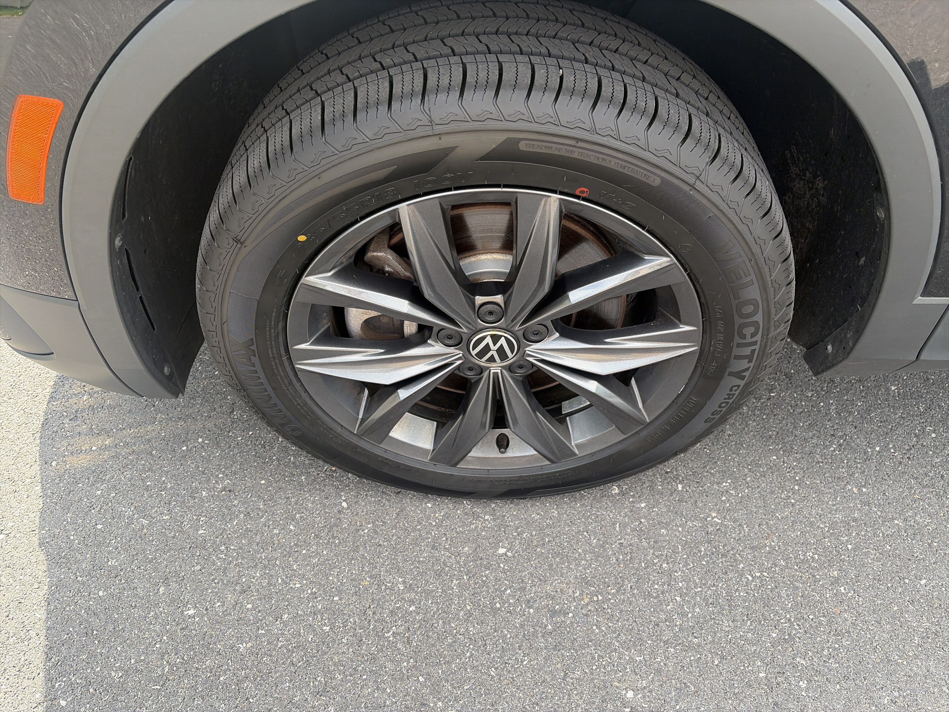 Certified 2022 Volkswagen Tiguan SE AWD/4WD image 9