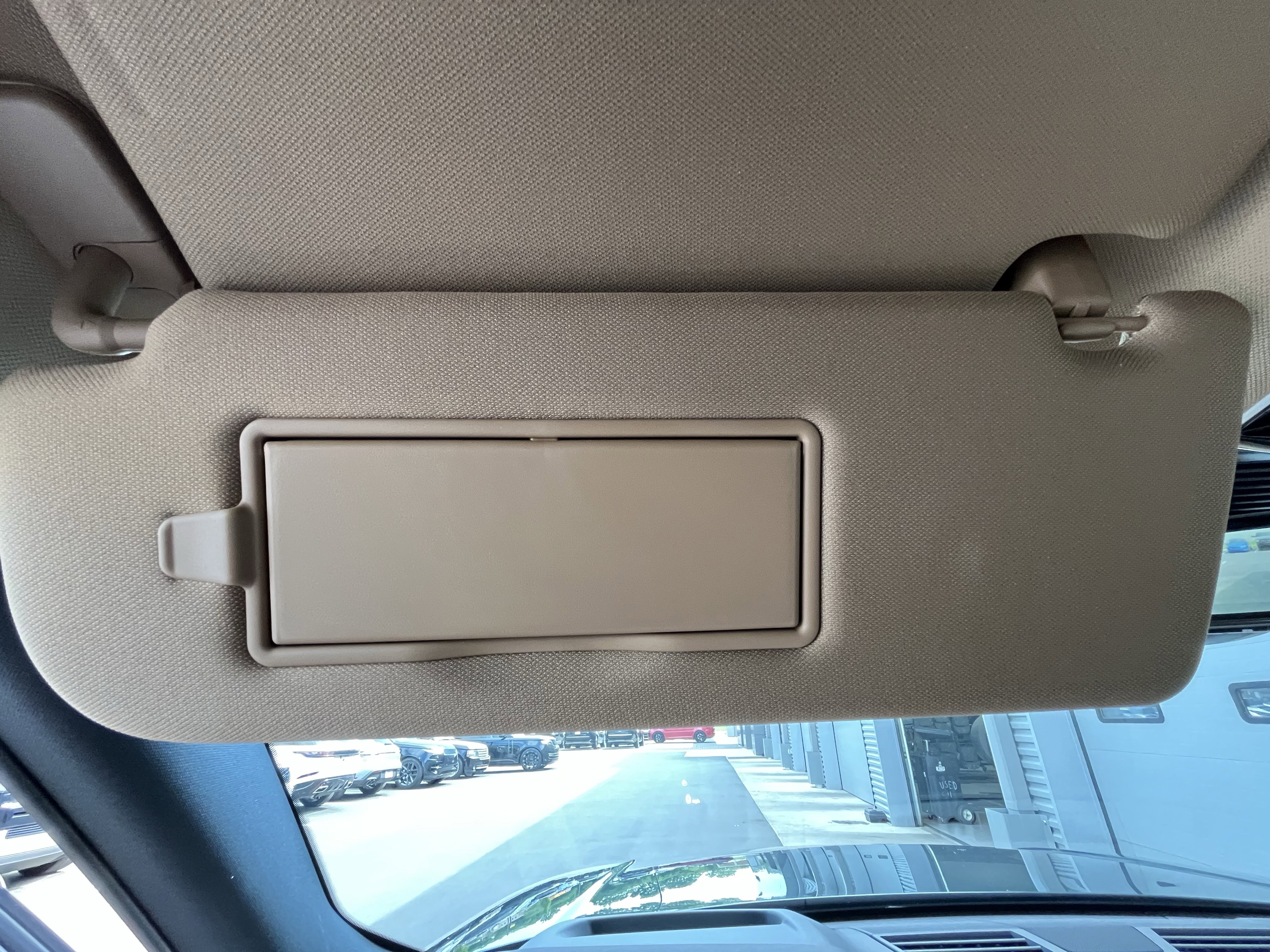 Certified 2026 Land Rover Range Rover SE image 23