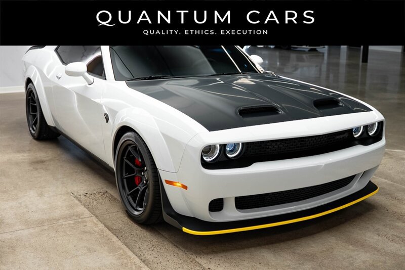 Used 2023 Dodge Challenger SRT Hellcat RWD image 3