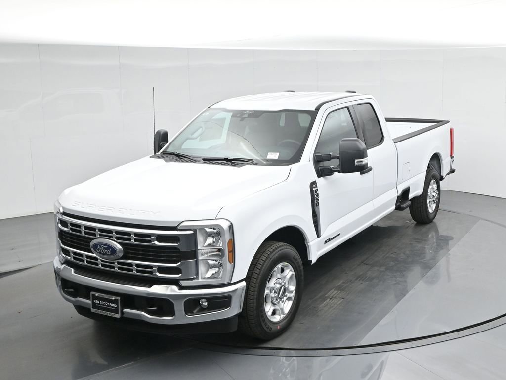 New 2026 Ford F350 XLT image 39