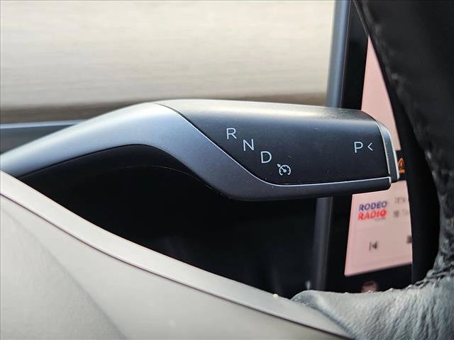 Used 2022 Tesla Model Y Long Range AWD/4WD image 12