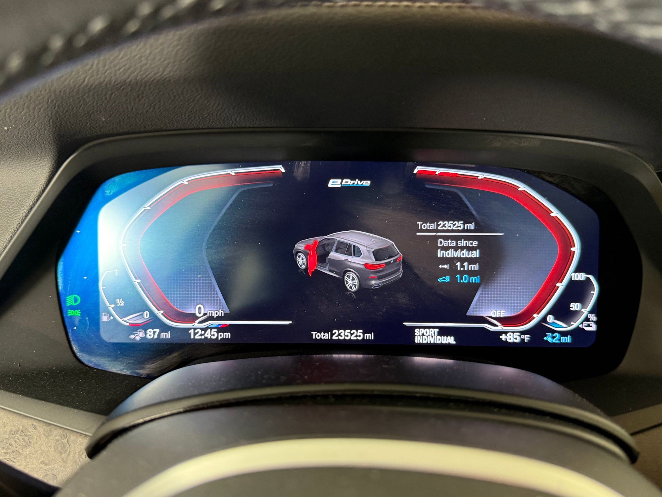 Used 2022 BMW X5 xDrive45e w/ M Sport Package image 18