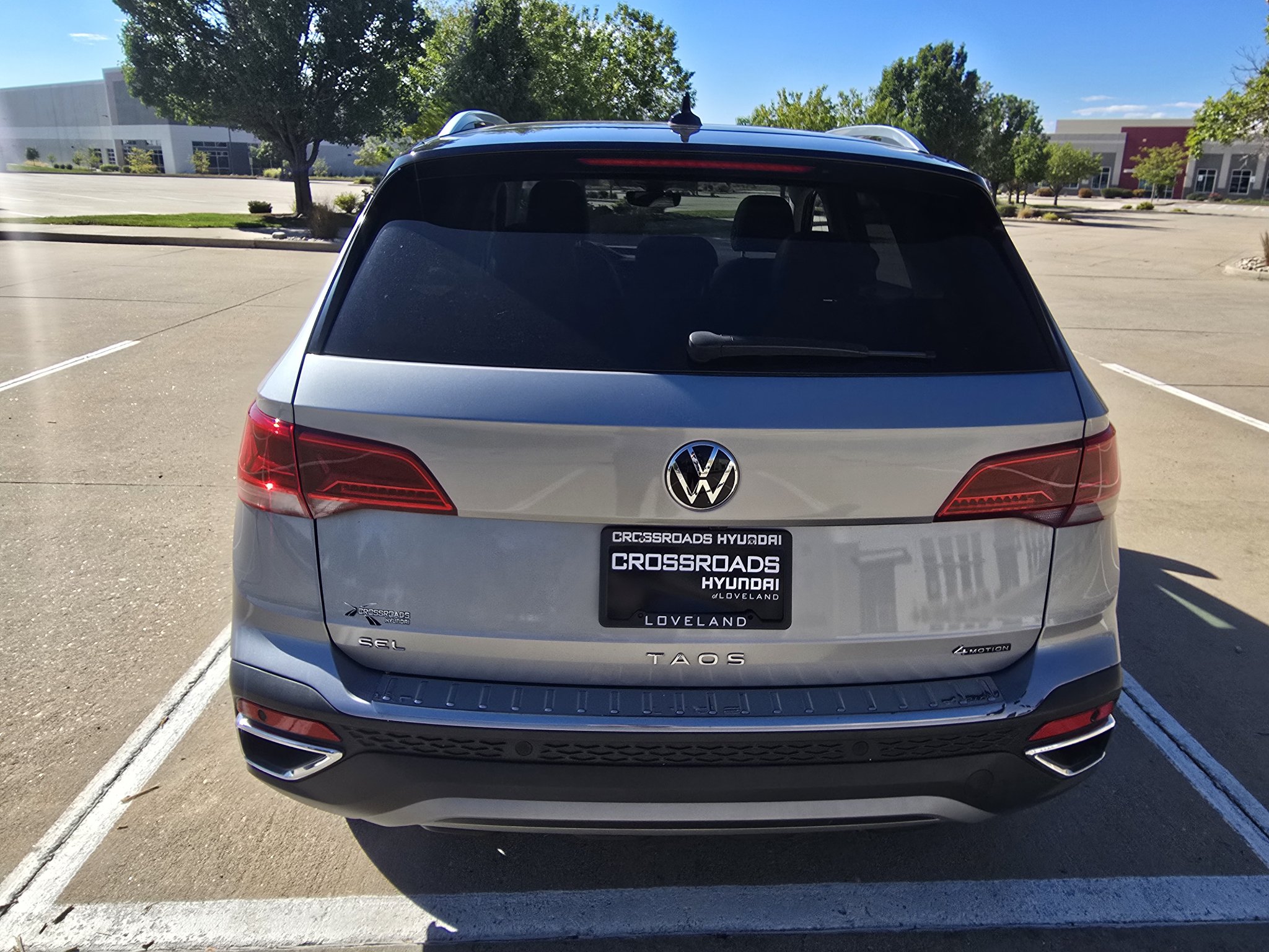 Used 2023 Volkswagen Taos SEL AWD/4WD image 5