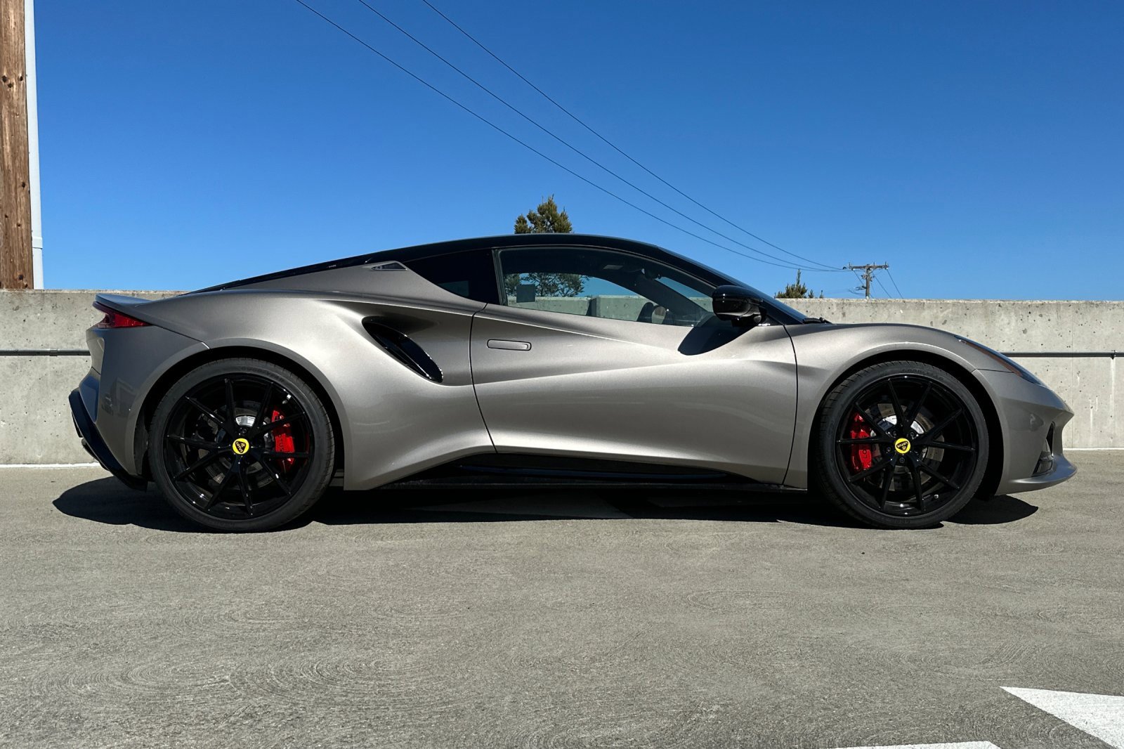 Used 2024 Lotus Emira First Edition image 4