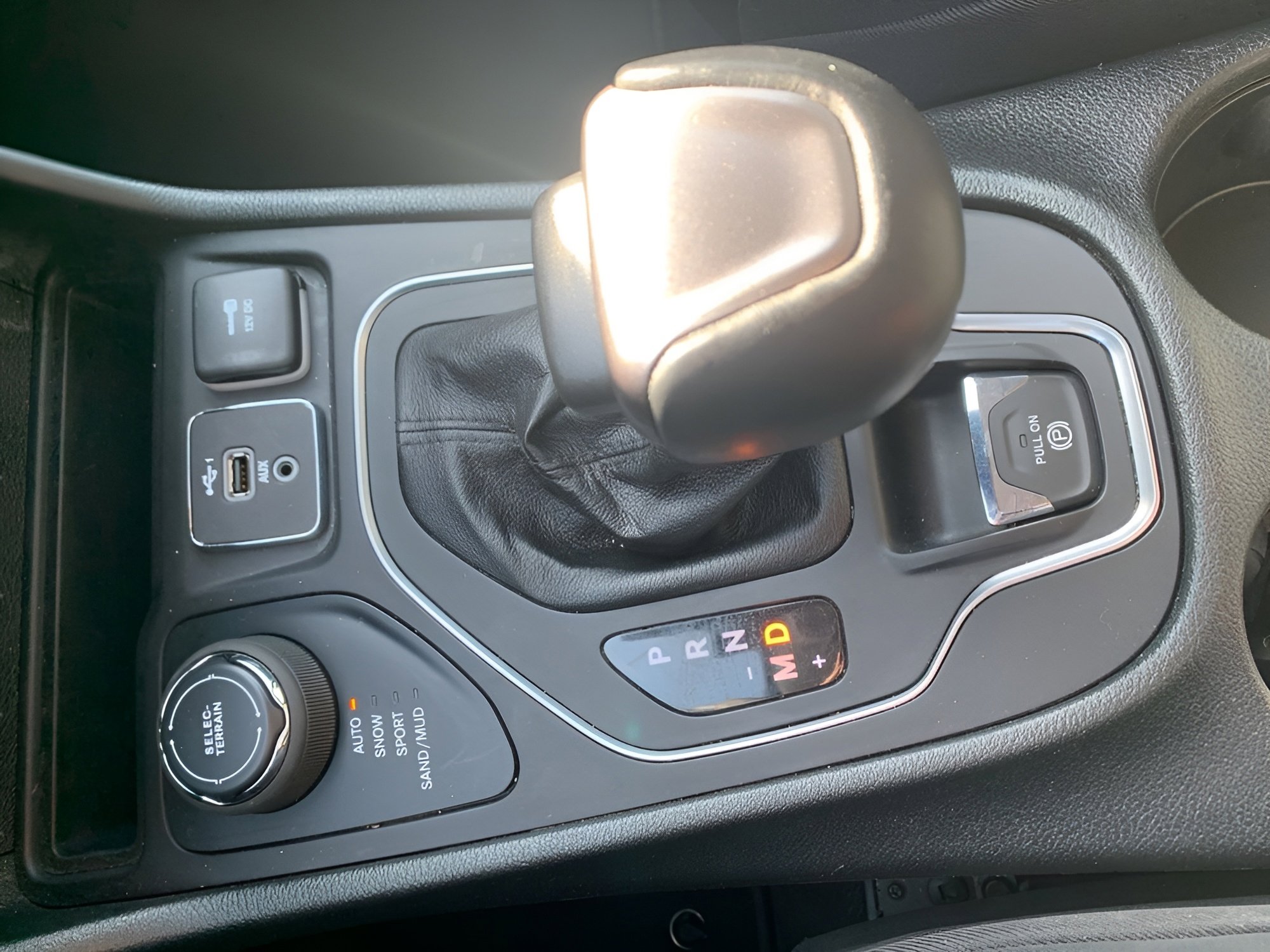 Used 2022 Jeep Cherokee Latitude Lux AWD/4WD image 13