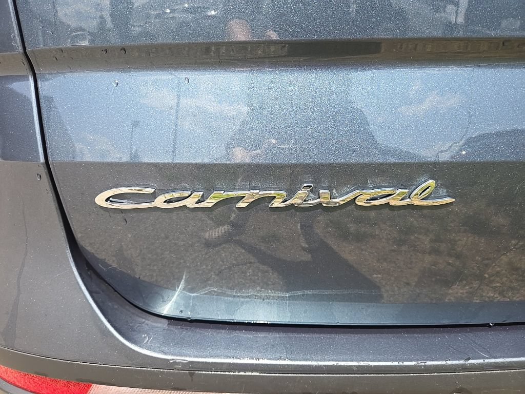 Certified 2022 Kia Carnival SX Prestige FWD image 6