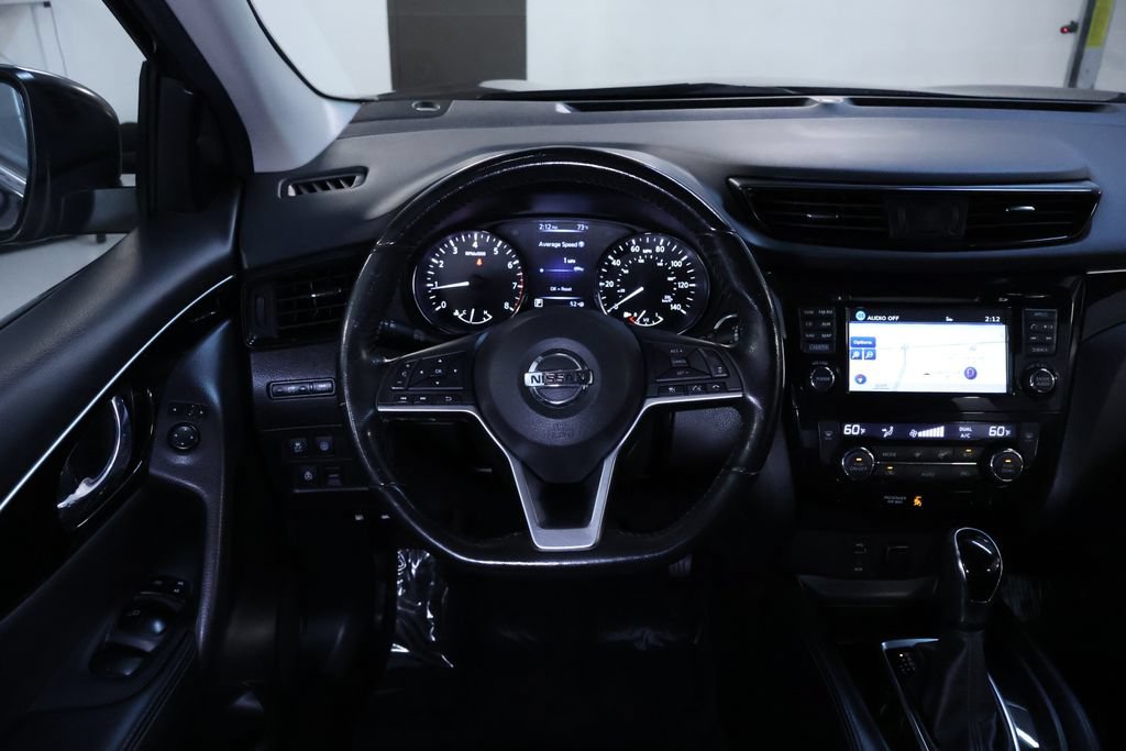 Used 2018 Nissan Rogue Sport SL w/ SL Premium Package AWD/4WD image 19