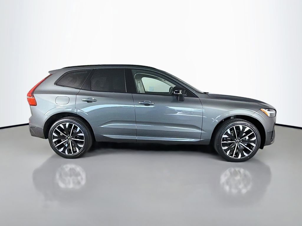 New 2026 Volvo XC60 B5 Ultra w/ Protection Package AWD/4WD image 8