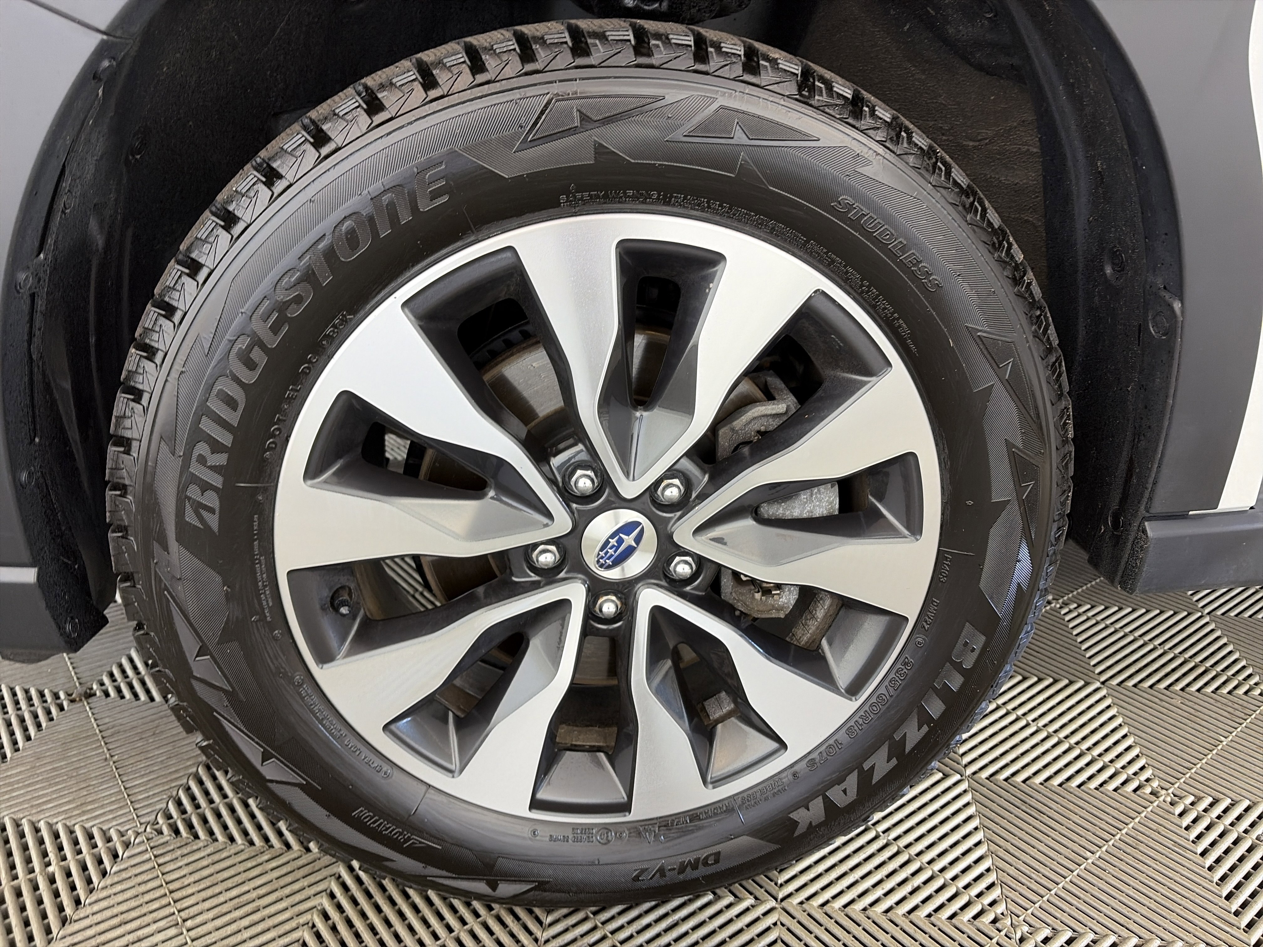 Certified 2024 Subaru Outback Limited image 13