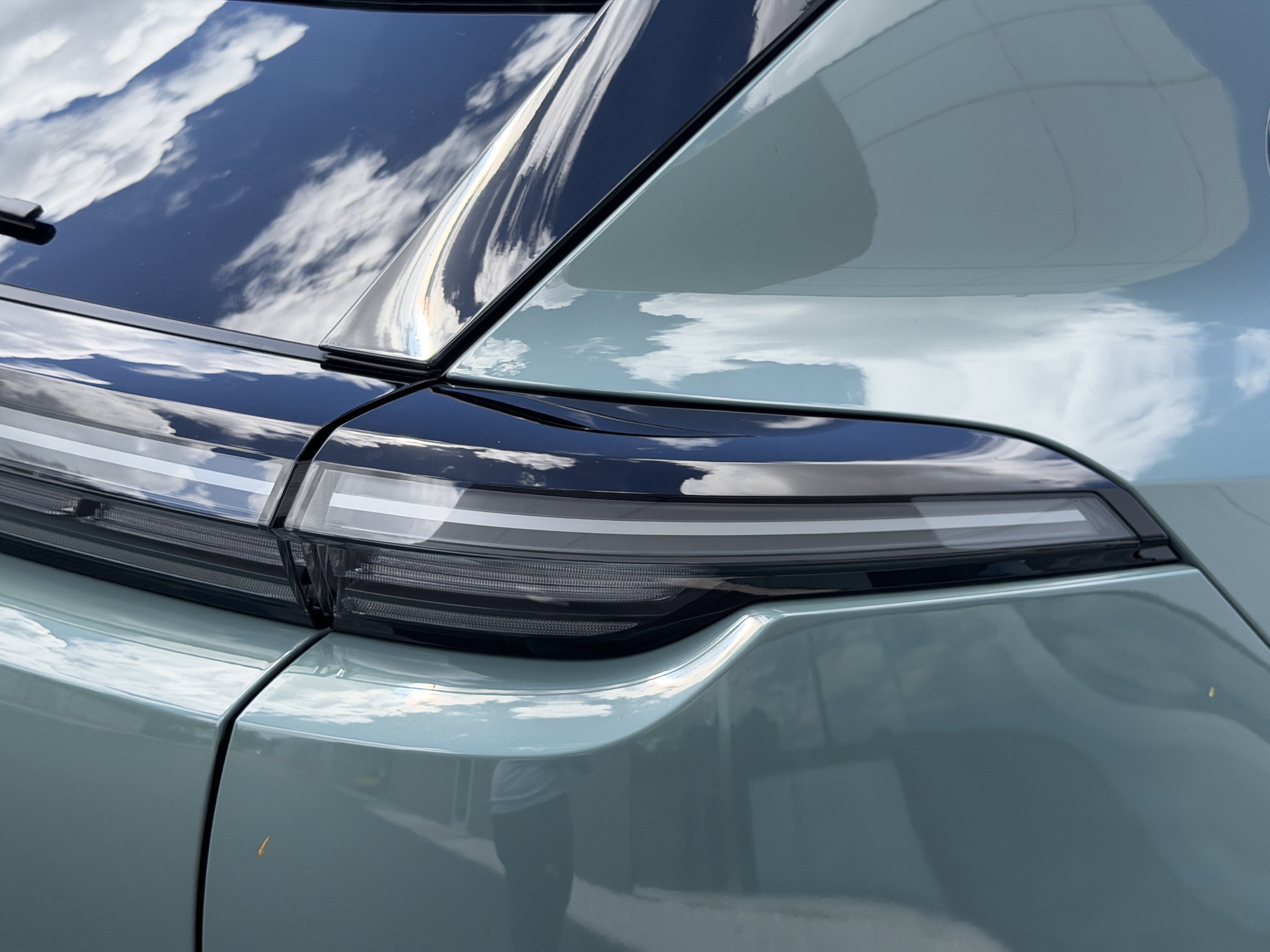 New 2026 Porsche Cayenne Electric AWD/4WD image 13