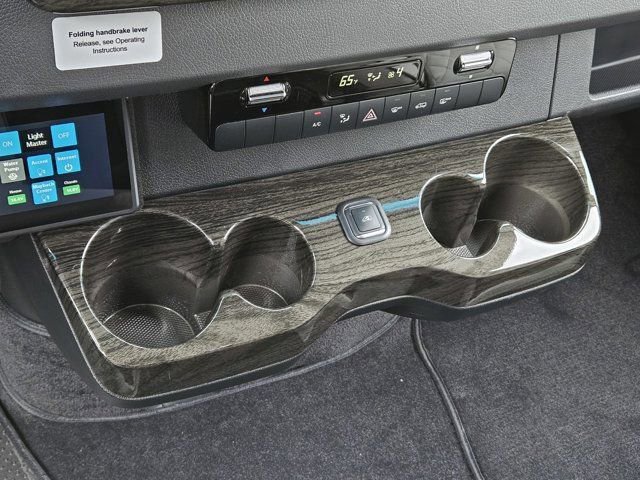 New 2024 Mercedes-Benz Sprinter 3500 image 31