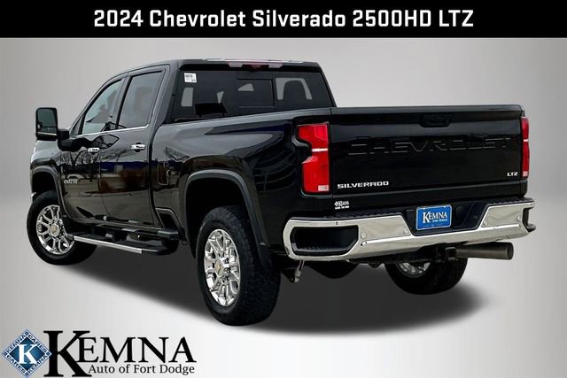 Used 2024 Chevrolet Silverado 2500 LTZ w/ LTZ Premium Package image 5