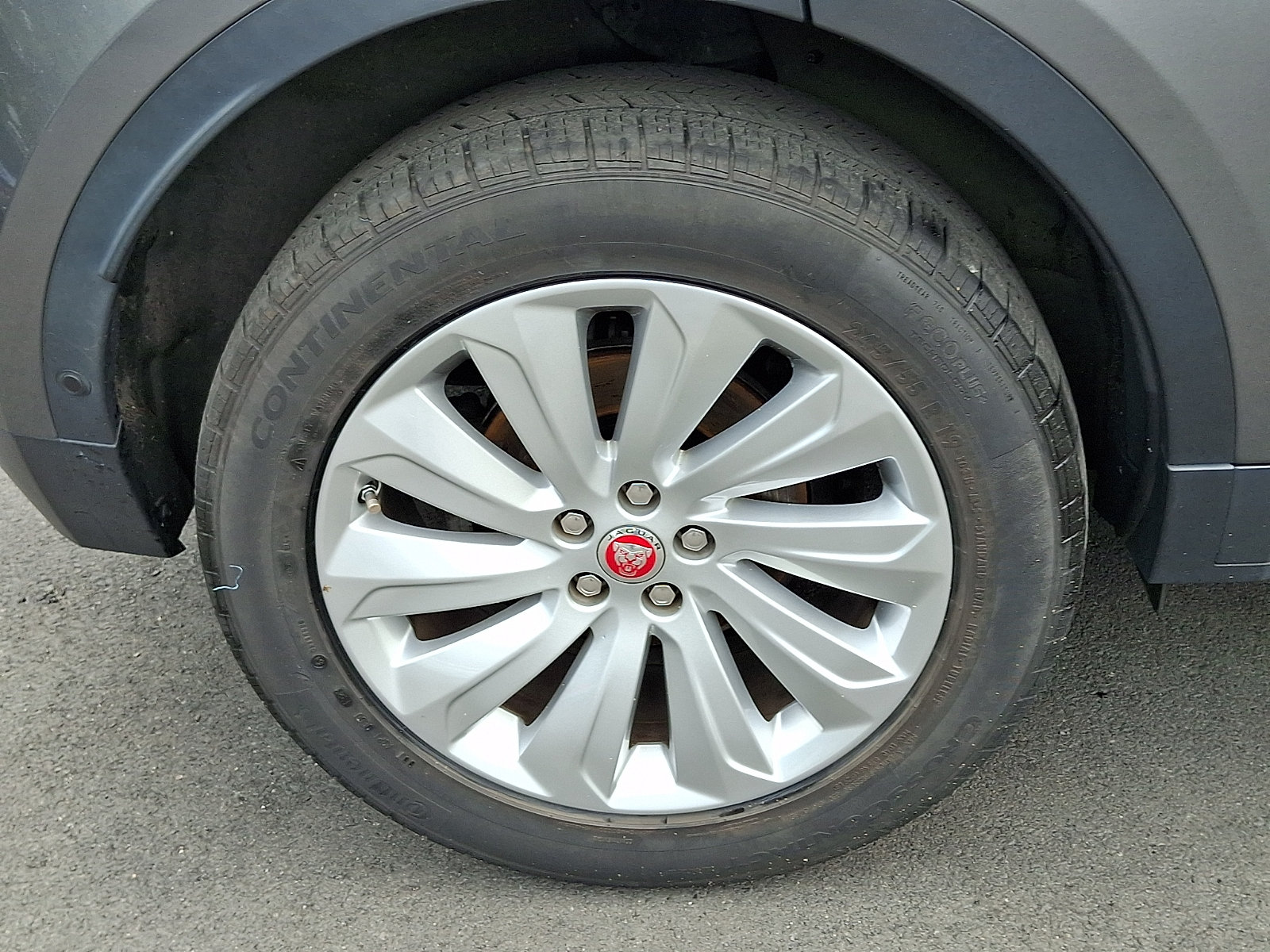 Certified 2020 Jaguar E-PACE SE AWD/4WD image 11