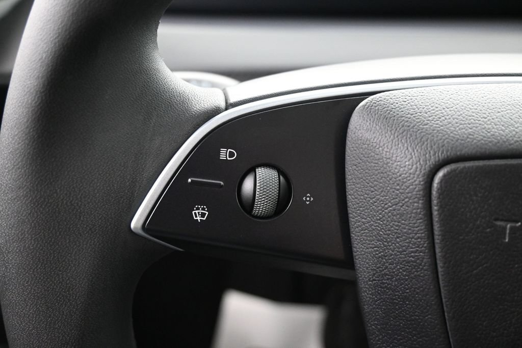 Used 2026 Tesla Model Y AWD image 20