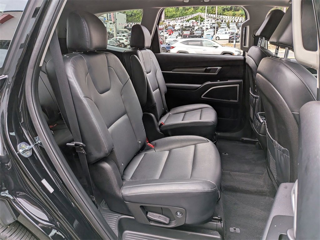 Certified 2022 Kia Telluride S image 30