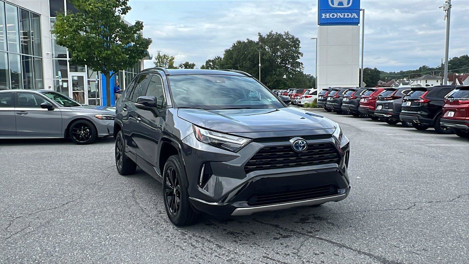 Used 2024 Toyota RAV4 XSE w/ Advanced Technology Package AWD/4WD image 1
