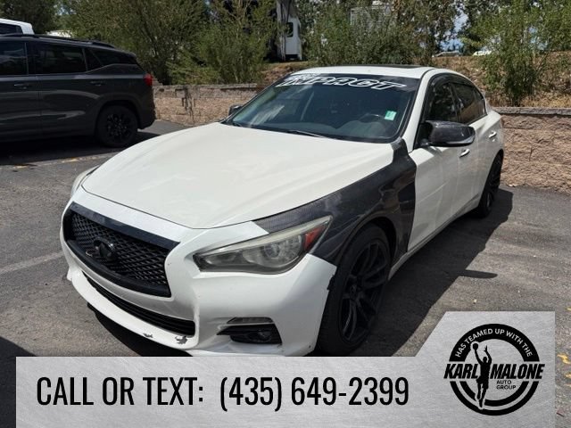 Used 2016 INFINITI Q50 3.0t Premium w/ 3.0T Premium Plus Package AWD/4WD image 2
