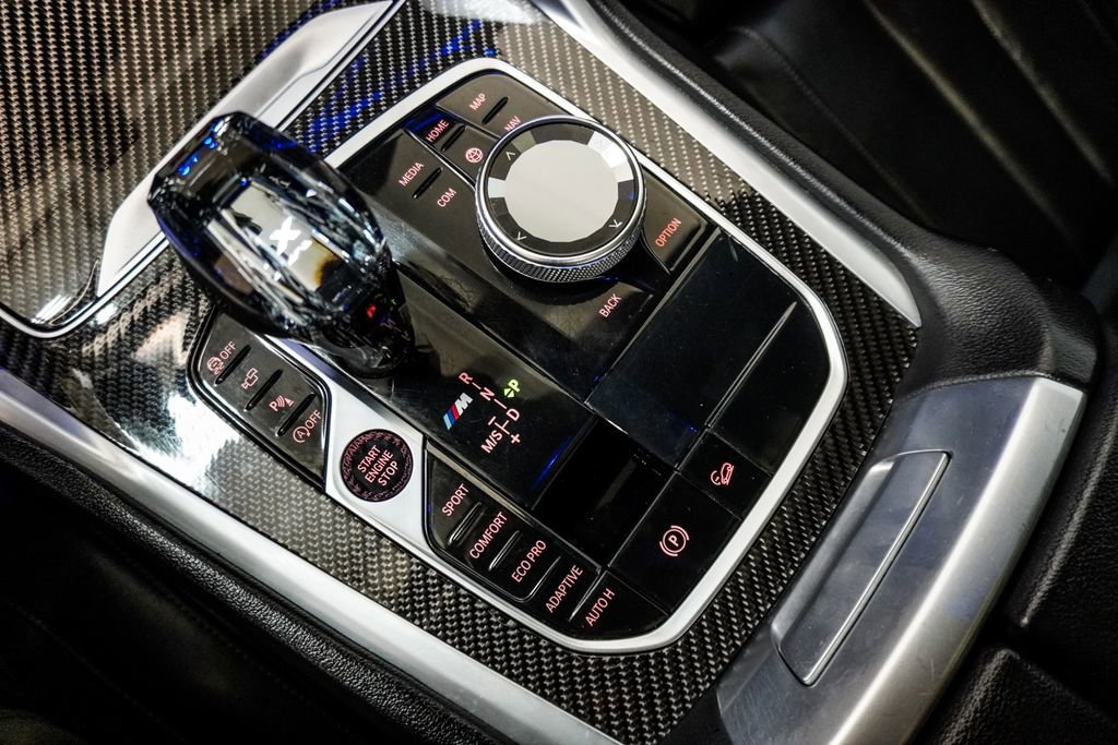 Used 2021 BMW X6 M50i w/ Executive Package image 30