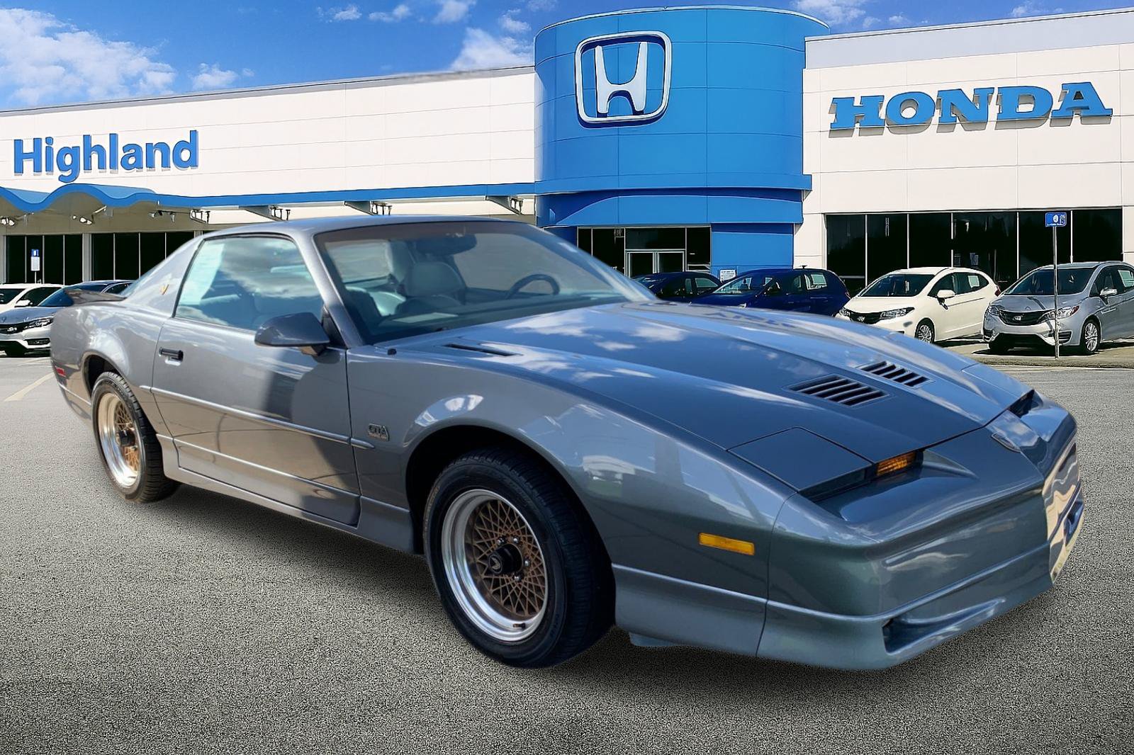 Used 1987 Pontiac Firebird Trans Am RWD image 7