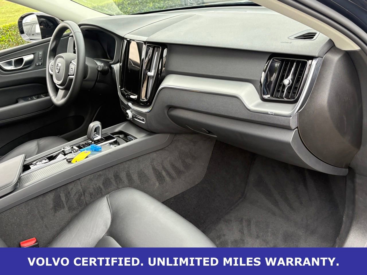 Certified 2025 Volvo XC60 B5 Core AWD/4WD image 37