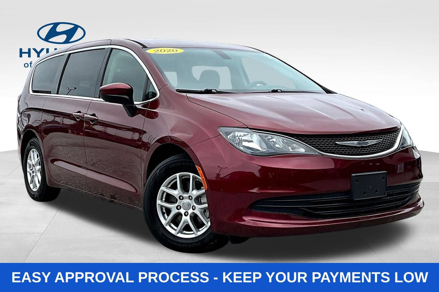 Used 2020 Chrysler Voyager LX FWD image 3