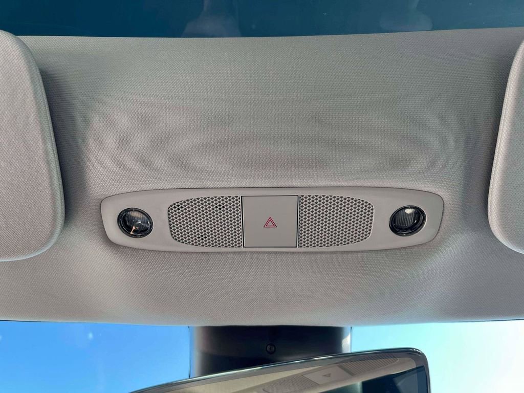 Used 2018 Tesla Model 3 Long Range image 21