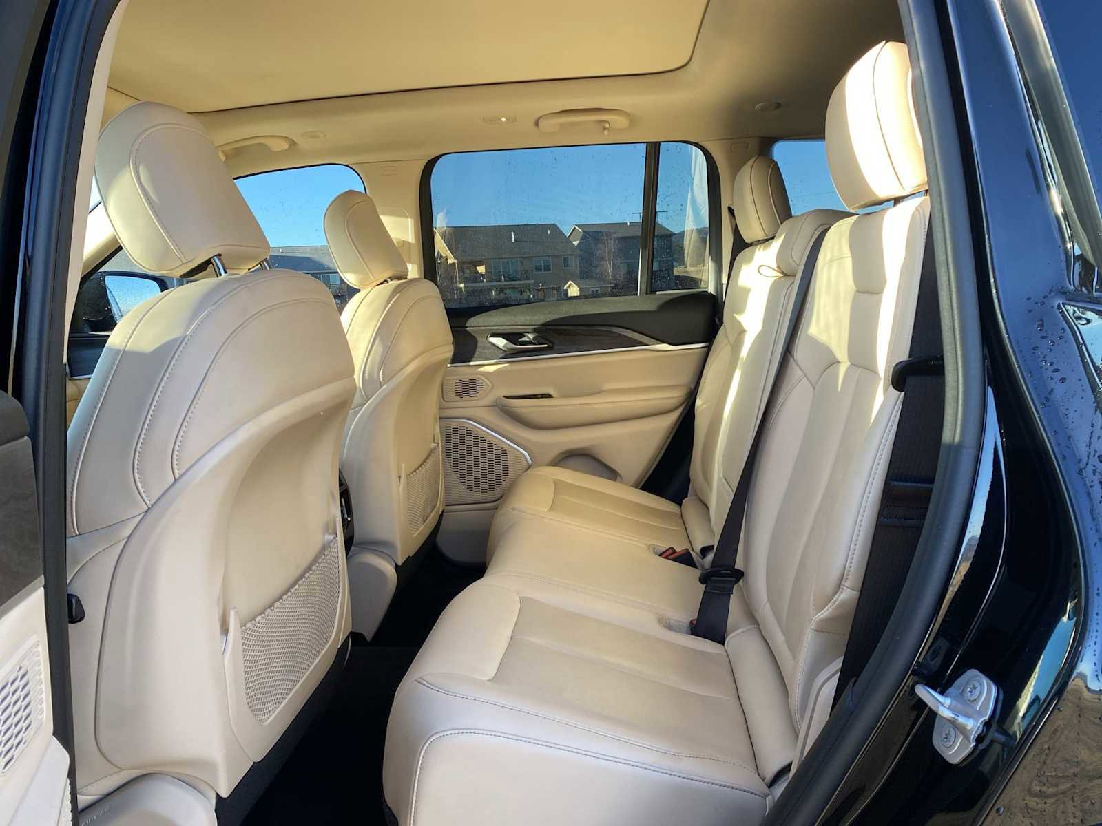 Certified 2022 Jeep Grand Cherokee Limited image 35