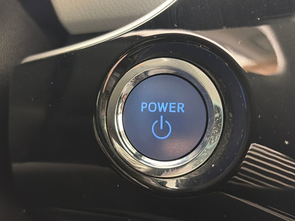 Used 2020 Toyota Prius LE w/ Carpet Mat Package image 23