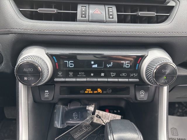 Used 2023 Toyota RAV4 XLE Premium image 30