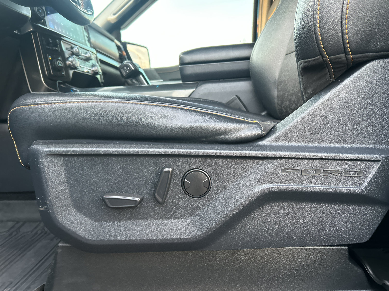 Certified 2022 Ford F150 4x4 SuperCrew image 17