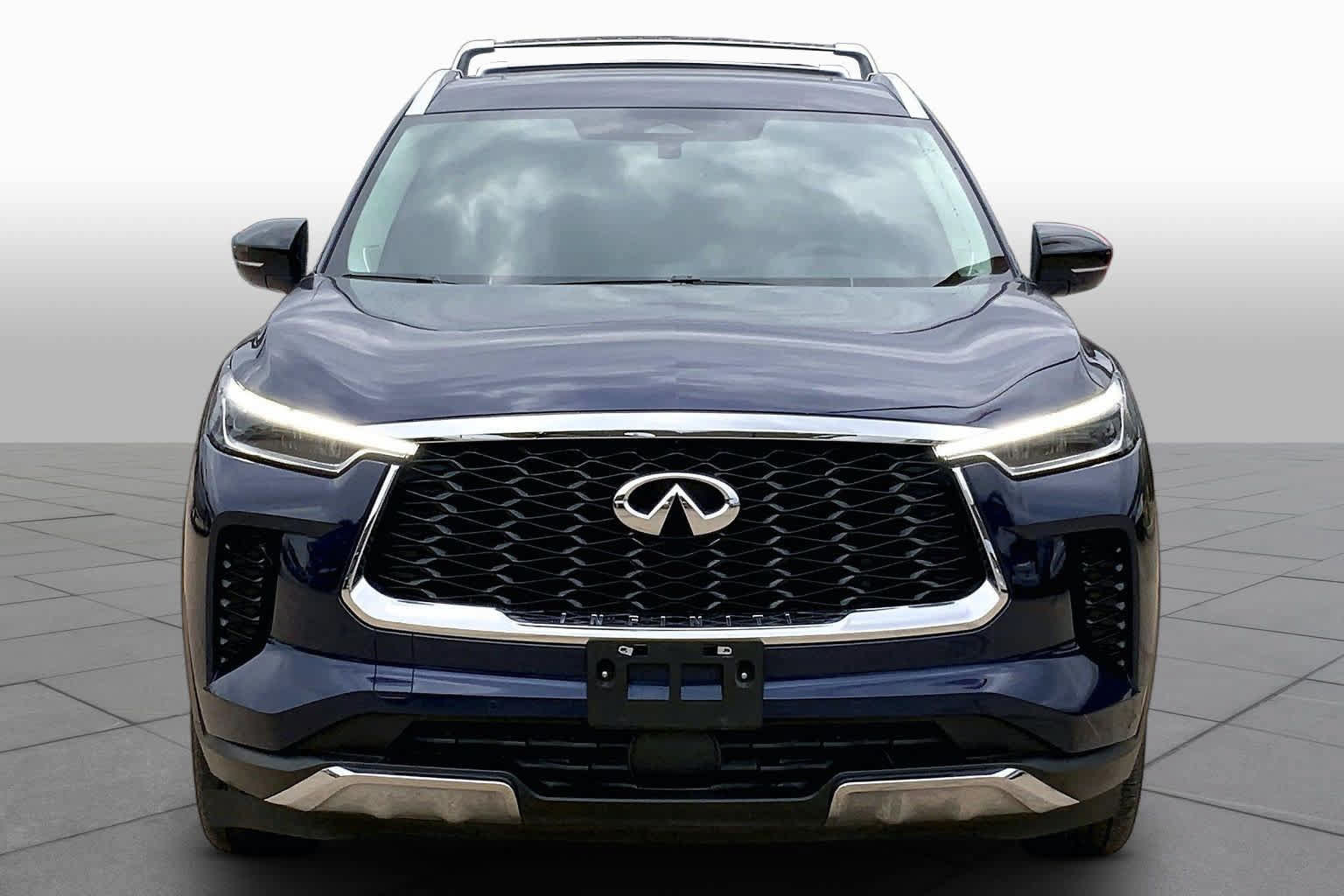 Used 2022 INFINITI QX60 Sensory w/ Cargo Package FWD image 4