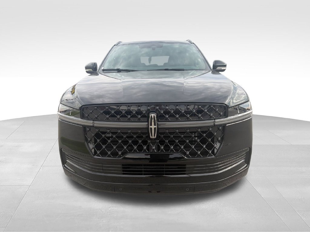 New 2027 Lincoln Navigator Reserve w/ Jet Appearance Package AWD/4WD image 8