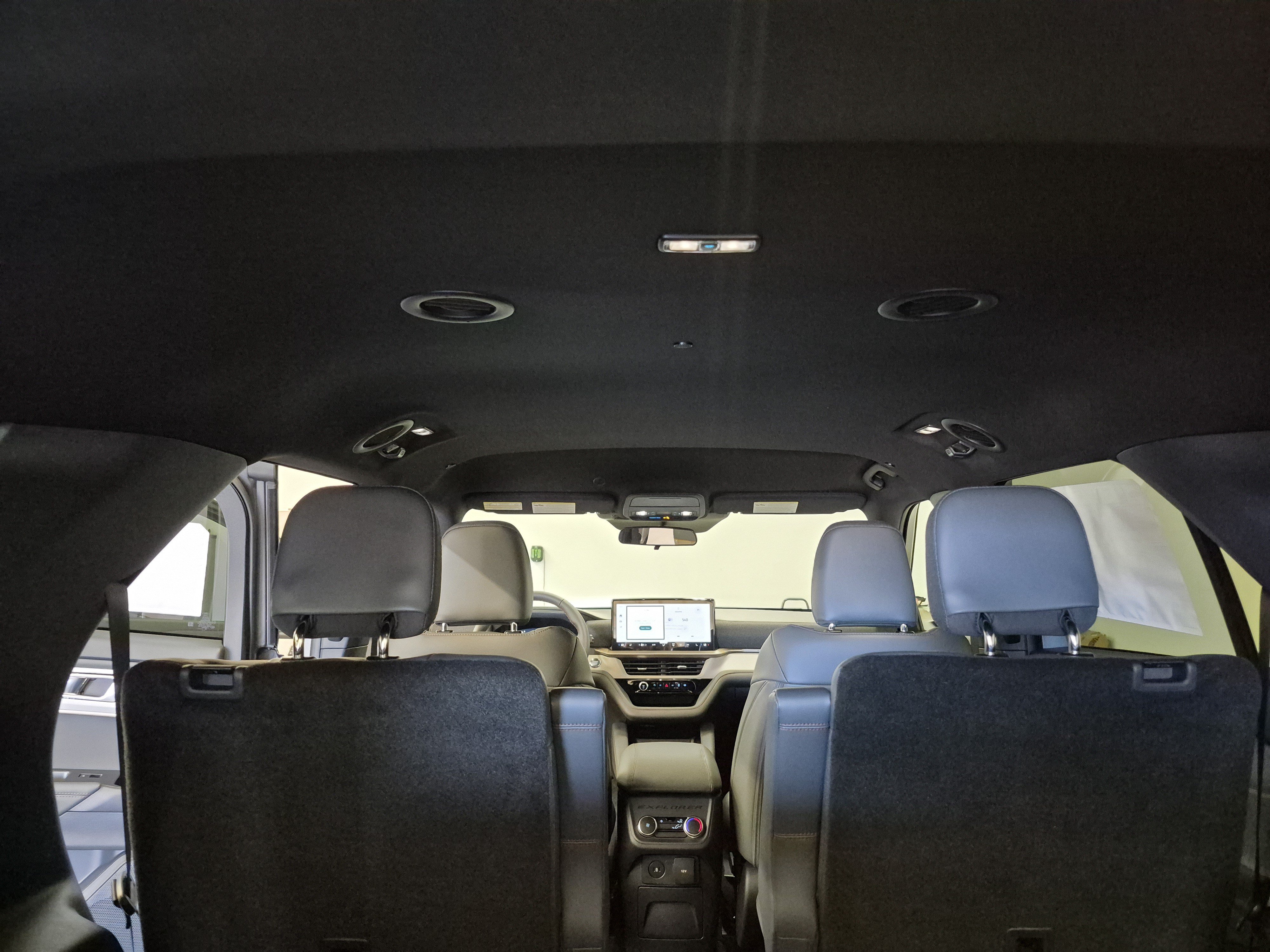 New 2027 Ford Explorer Active w/ Active Comfort Package RWD image 15