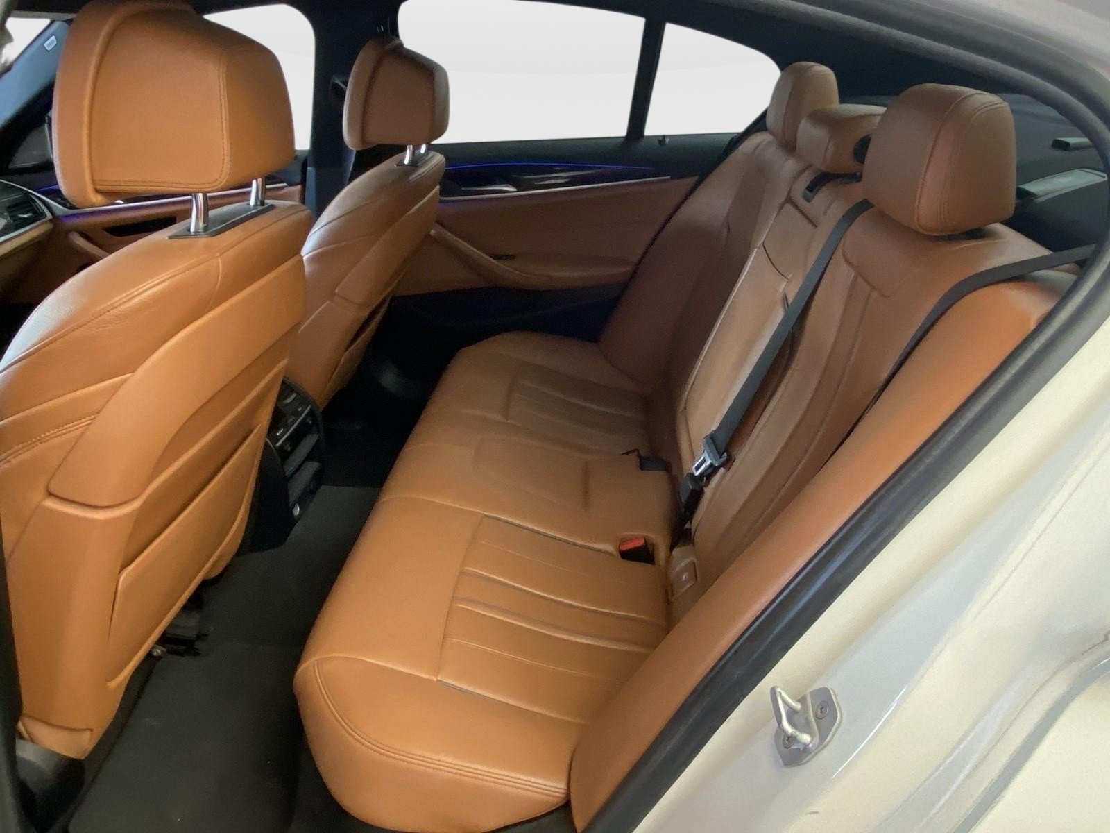 Used 2017 BMW 530i xDrive AWD/4WD image 18