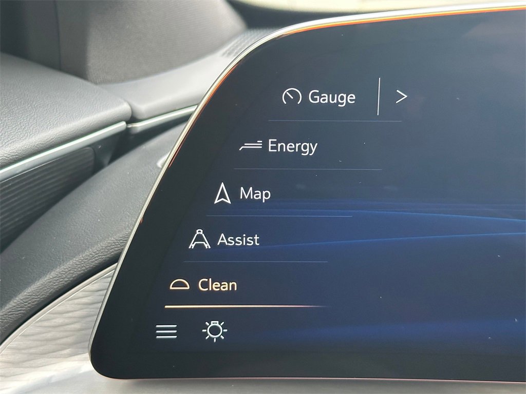 New 2026 Cadillac Lyriq Luxury image 34