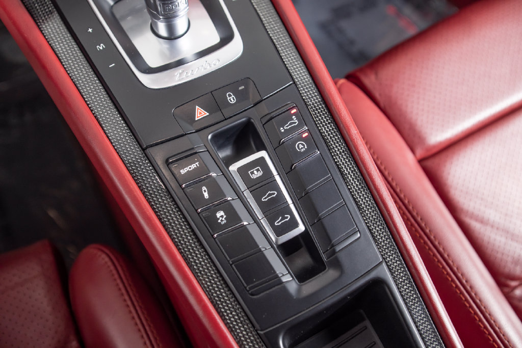Used 2014 Porsche 911 Turbo w/ Carbon Interior Package AWD/4WD image 39