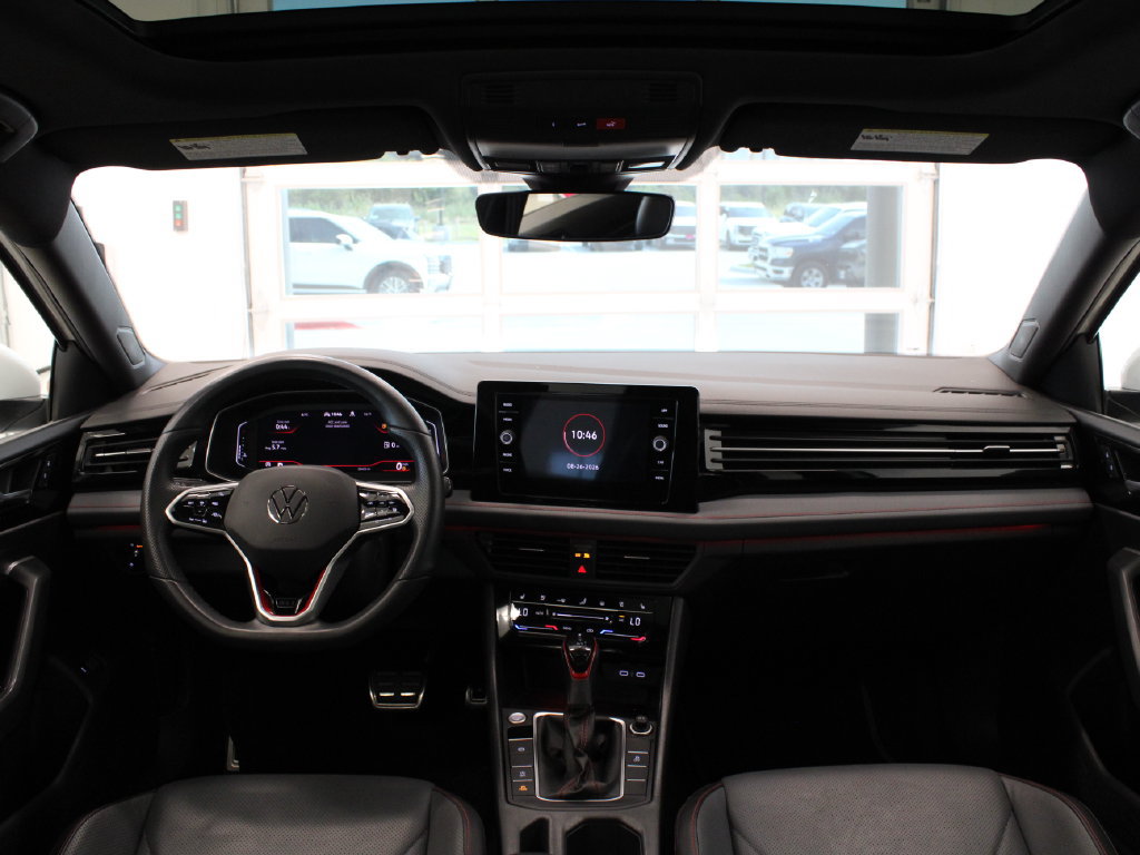 Used 2025 Volkswagen Jetta GLI Autobahn FWD image 18
