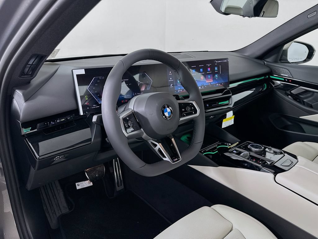Used 2026 BMW 530i xDrive w/ M Sport Package AWD/4WD image 9
