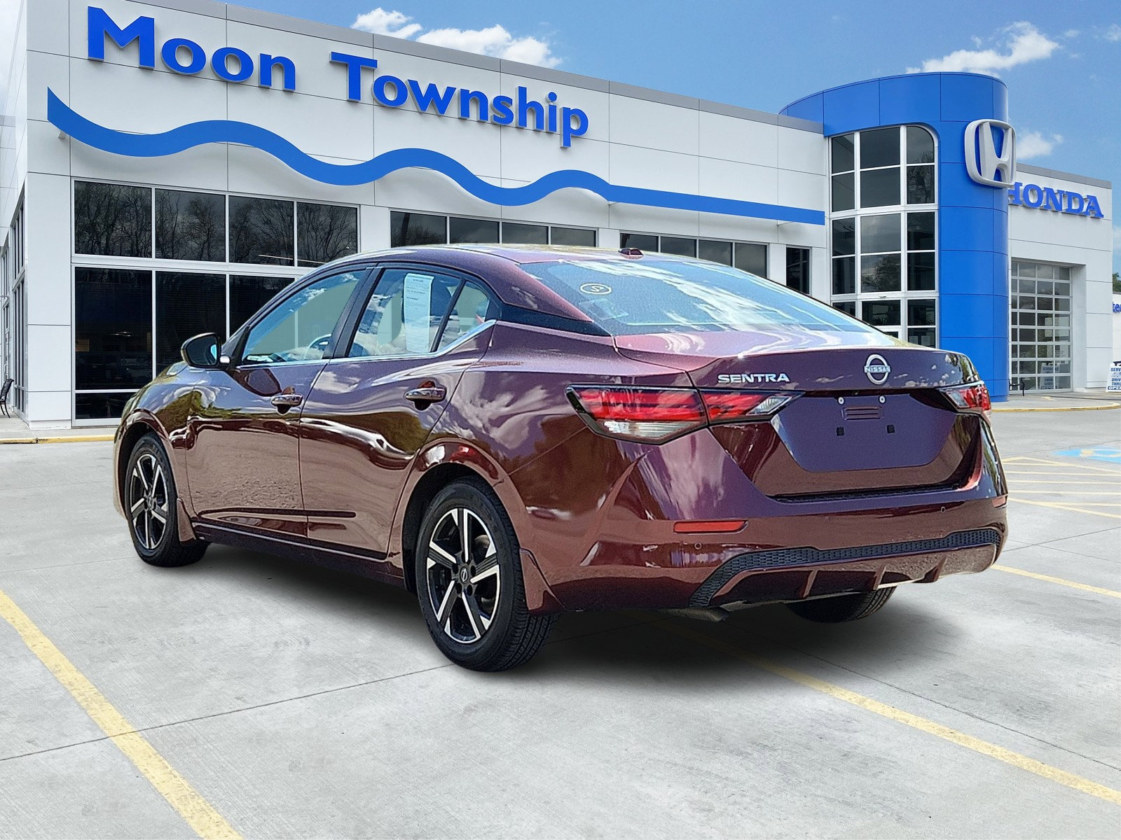 Used 2025 Nissan Sentra SV FWD image 4