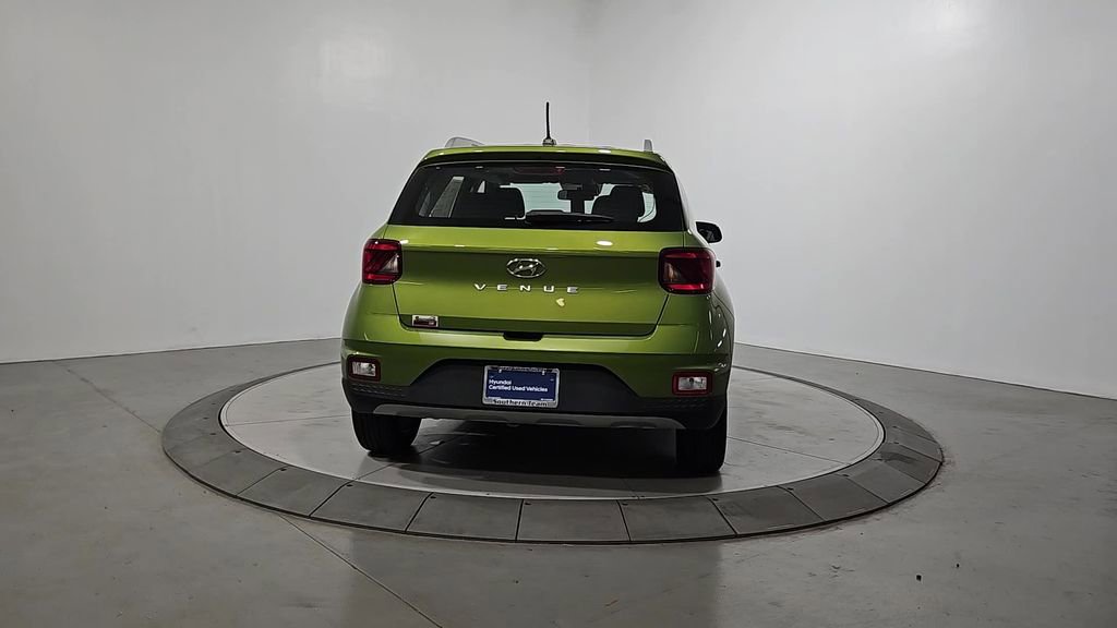 Certified 2023 Hyundai Venue SEL FWD image 3