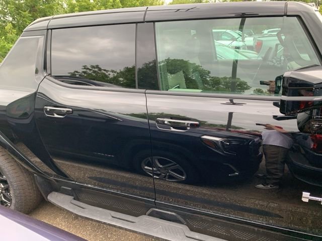 New 2026 GMC Hummer EV 4x4 Crew Cab image 3