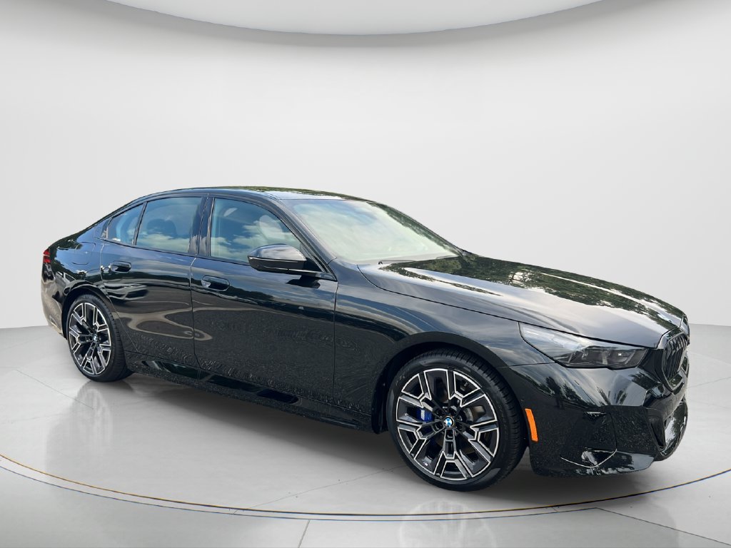 New 2027 BMW 550e xDrive AWD/4WD image 3