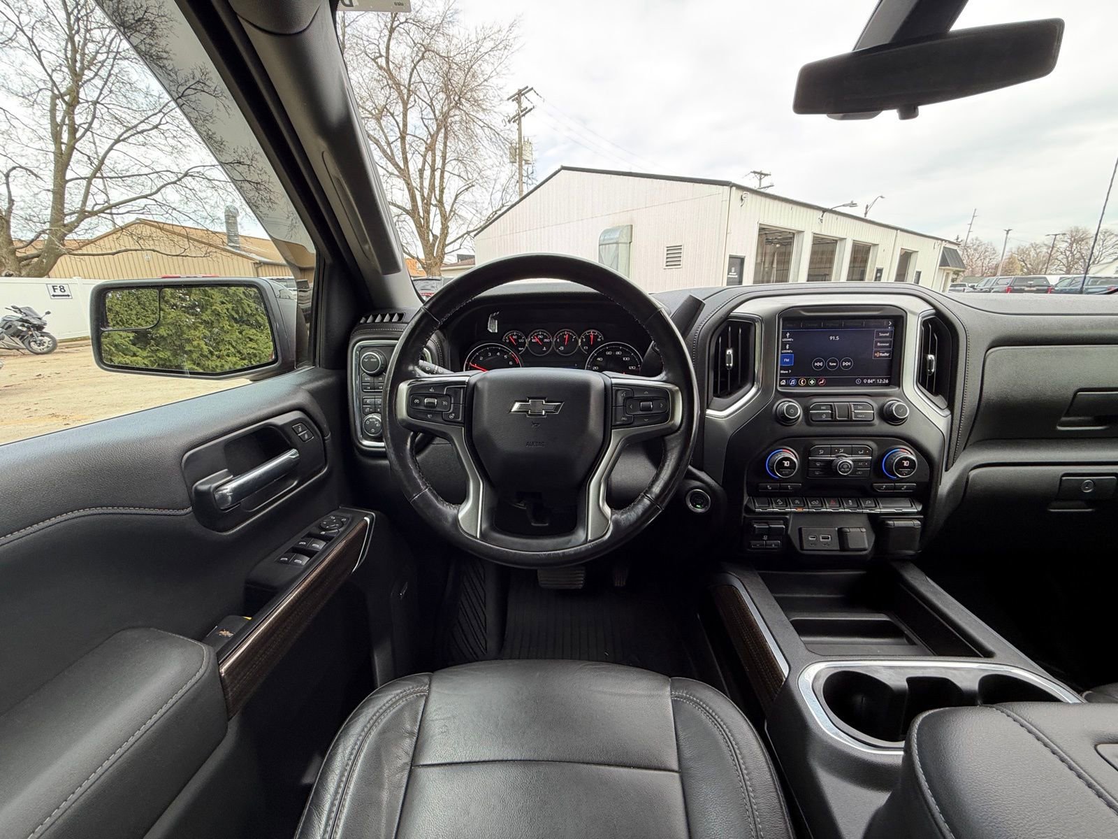 Used 2020 Chevrolet Silverado 1500 RST image 2