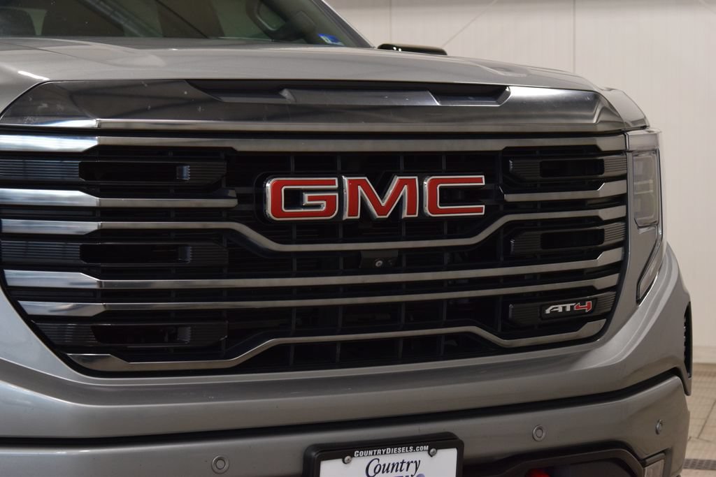 Used 2023 GMC Sierra 1500 AT4 w/ Technology Package AWD/4WD image 10