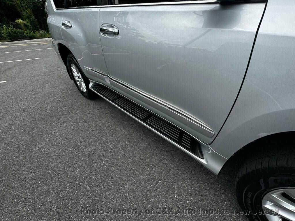Used 2019 Lexus GX 460 Premium AWD/4WD image 12