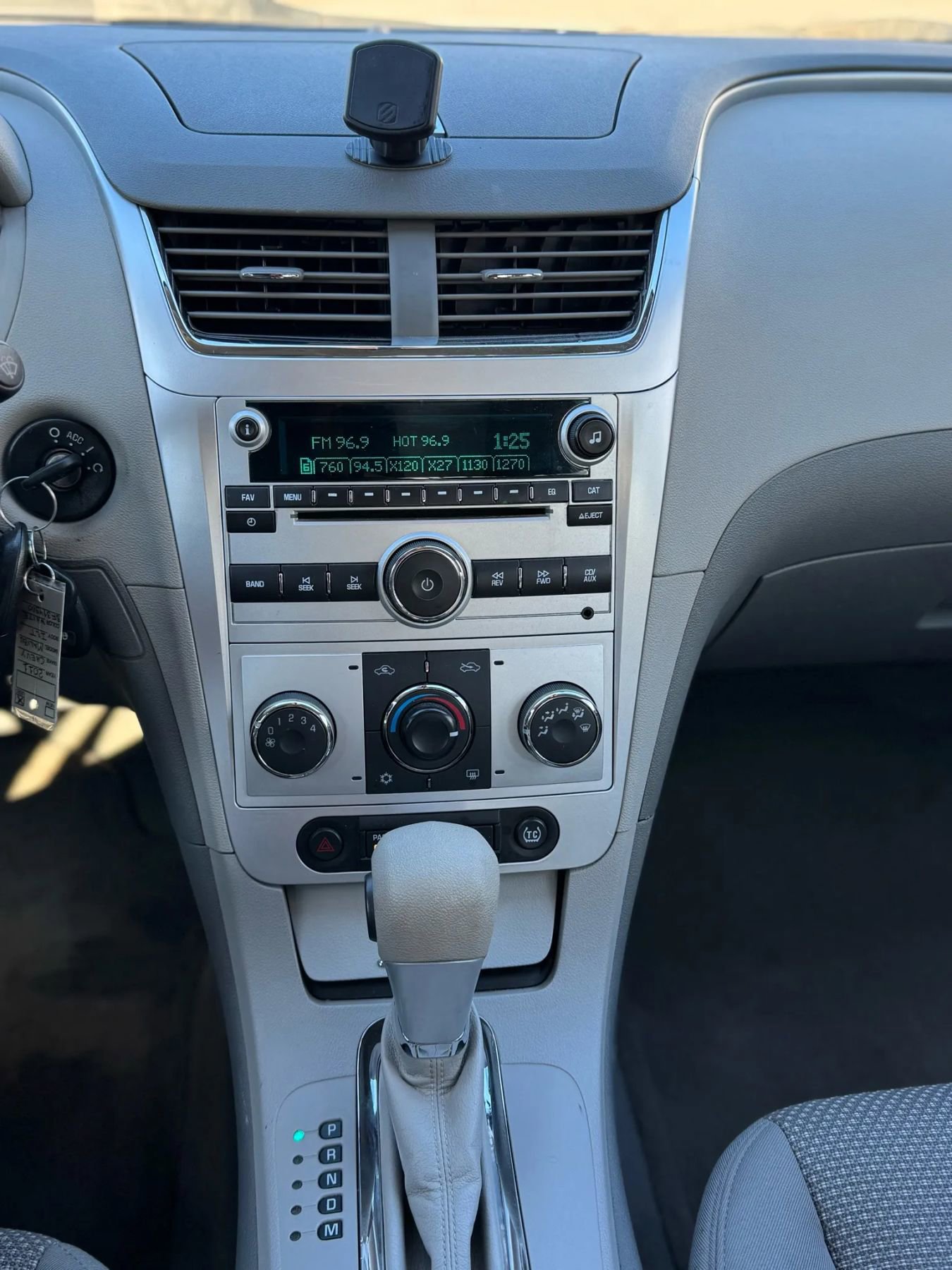 Used 2011 Chevrolet Malibu LT w/ White Diamond Premium Package image 13