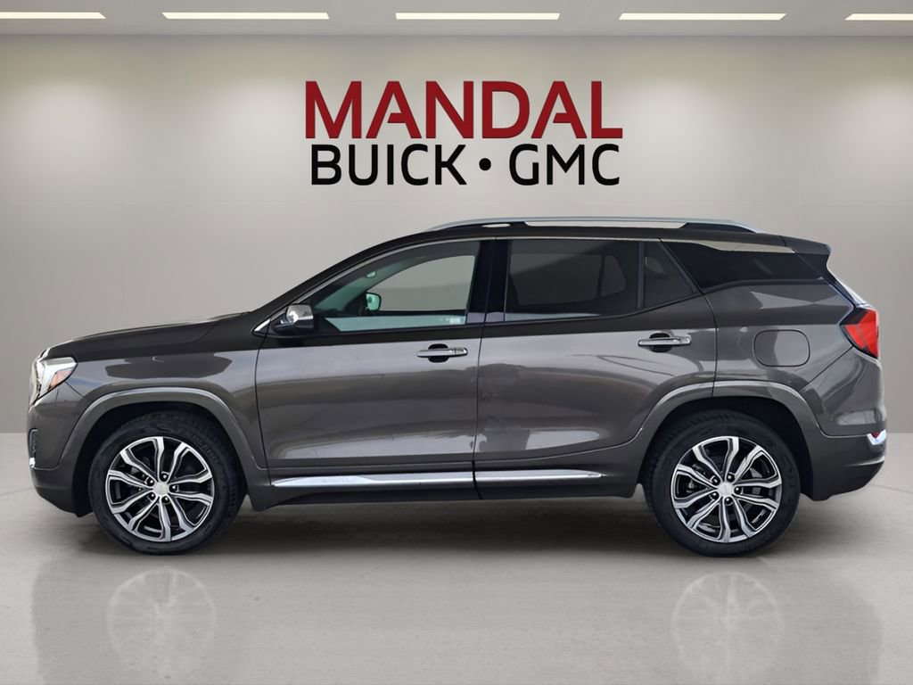Used 2019 GMC Terrain Denali w/ Advanced Safety Package image 9
